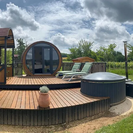 Tonn'o'trip לינה וארוחת בוקר