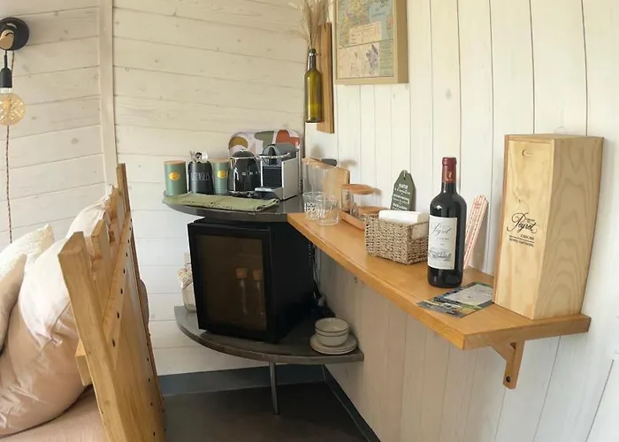 לינה וארוחת בוקר Tonn'o'trip