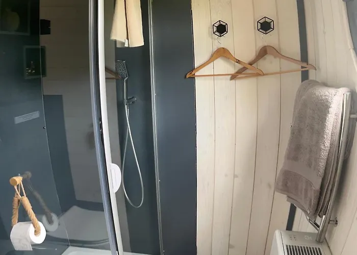 Tonn'o'trip לינה וארוחת בוקר Puy-lʼÉvêque